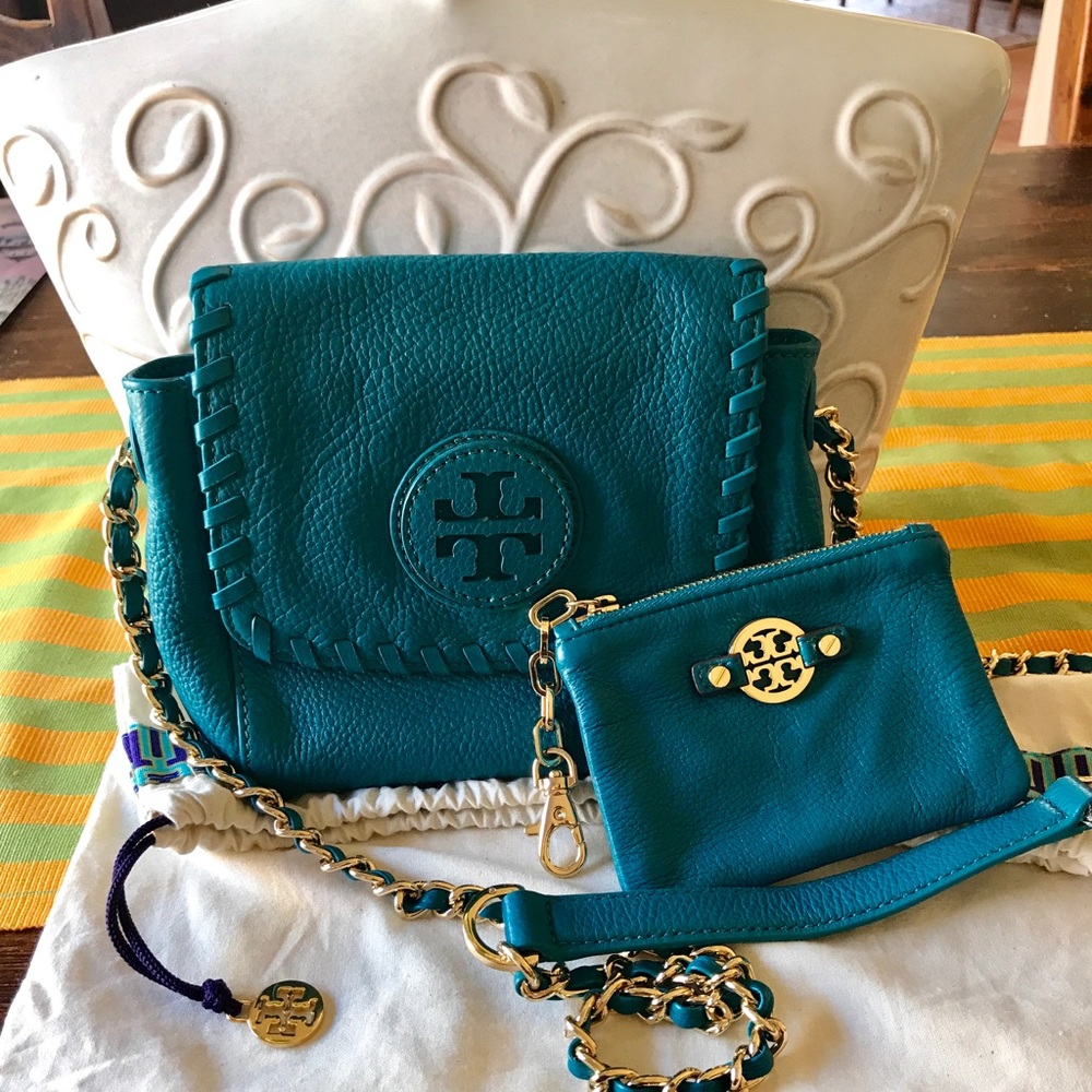 AUTHENTIC TORY BURCH